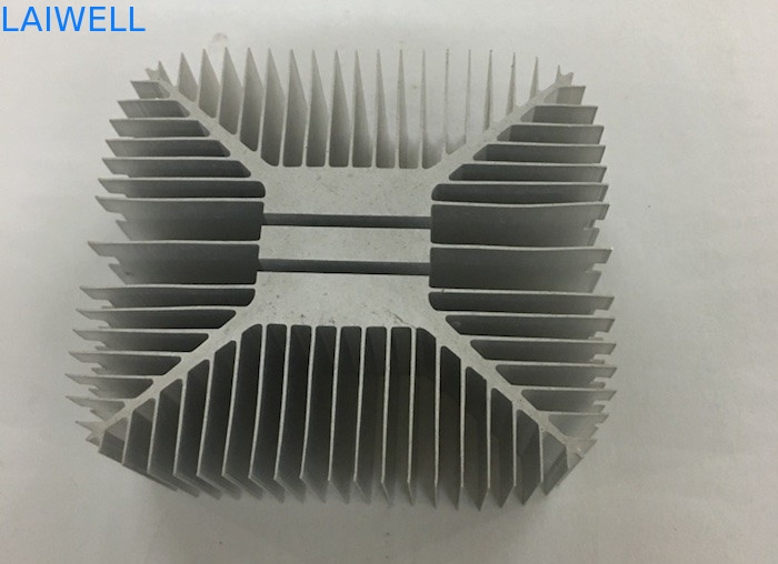Προσαρμοσμένο CNC Metal Stamping Αλουμινίου Θερμοδιάσπαση Ραδιοποιητή για Ψυκτικό Υπολογιστή άμεση προμήθεια στο DongGuan