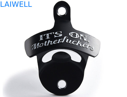 Δημιουργικό σχεδιασμό στυλ Metal Die Casting Zinc Alloy Στον τοίχο τοποθετημένο ανοιχτήρα μπουκαλιών για πάρτι παιχνίδι δώρο